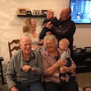 Meet your Posher, Danielle